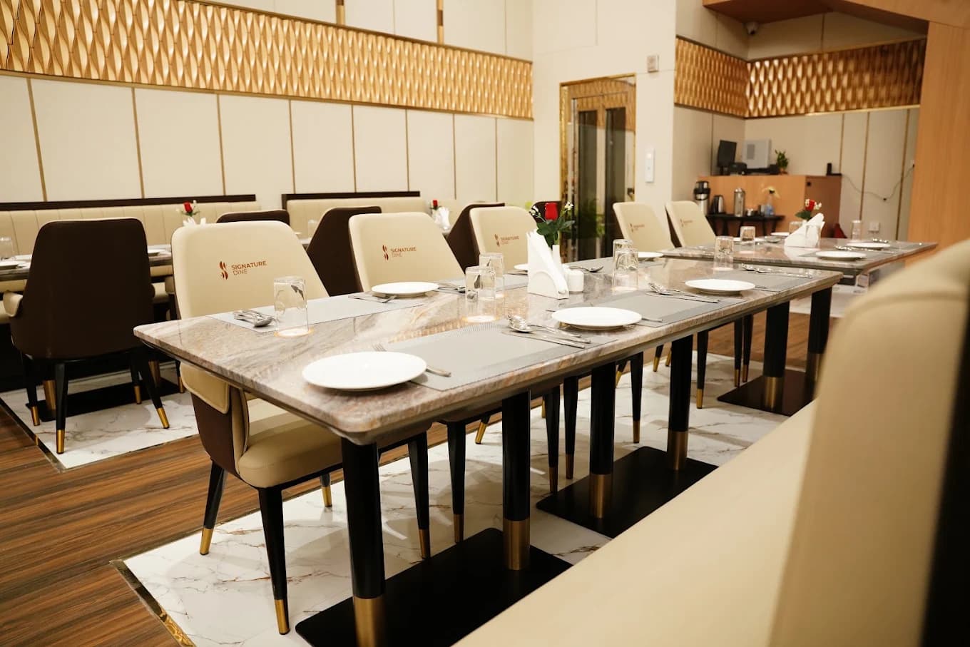 Signature Dine