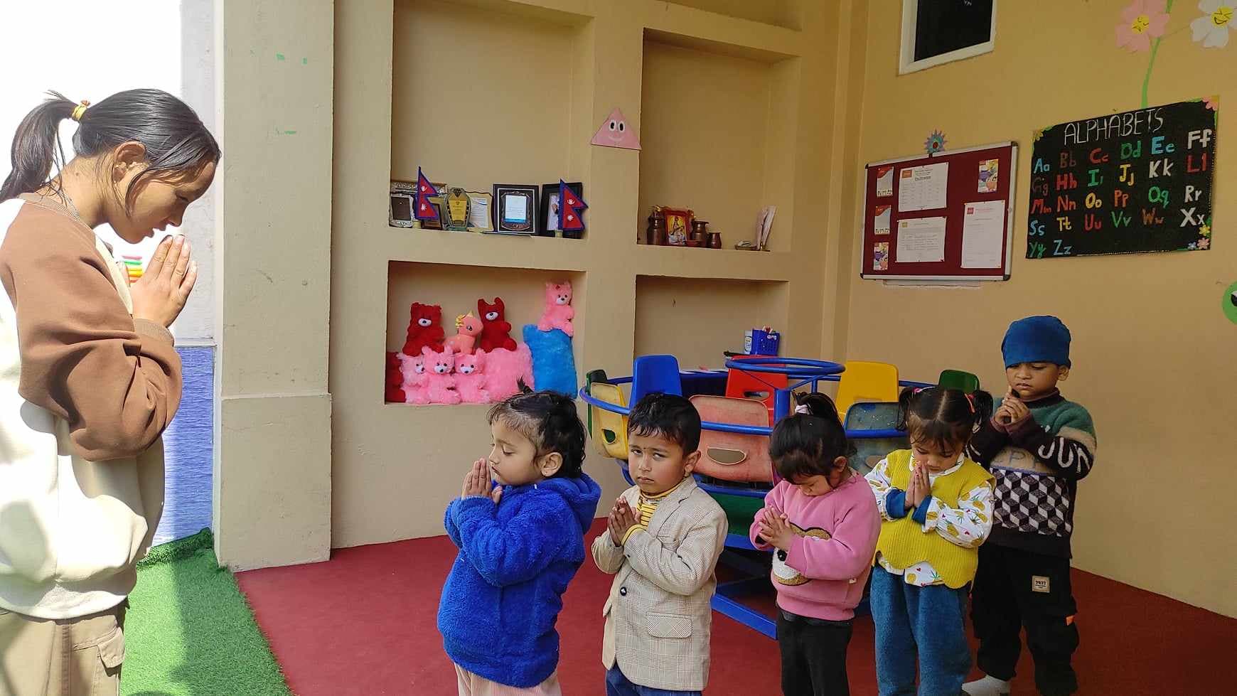 Divine Kiddos Montessori