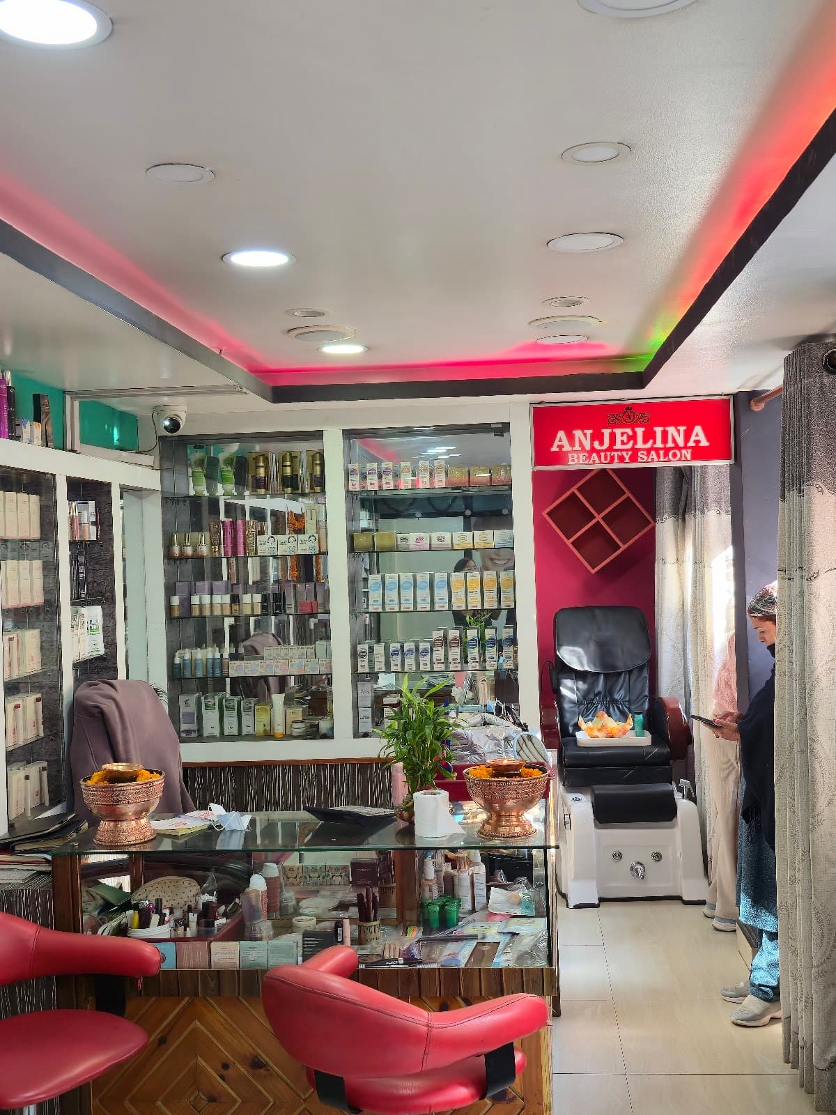 Angelina Beauty Parlour & Training Center