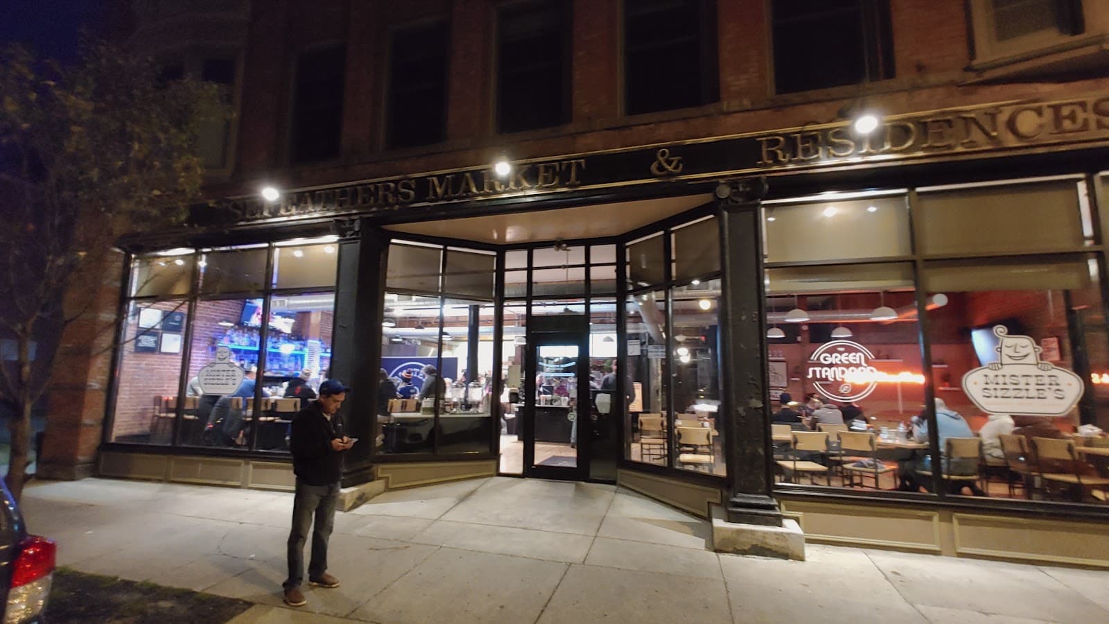 Augie’s | Hamburger restaurant | Buffalo