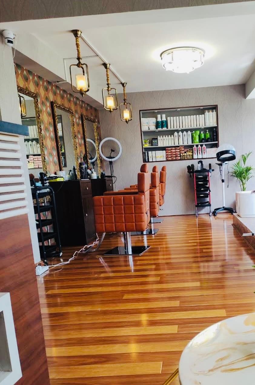 BUZZ Unisex Salon — photo by umesh baniya