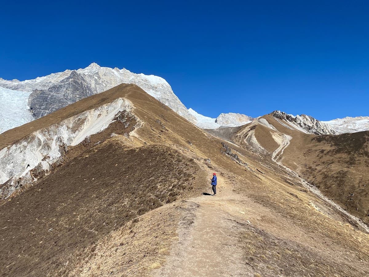 Excited Travel & Adventures – Agence de Trek Francophone au Nepal