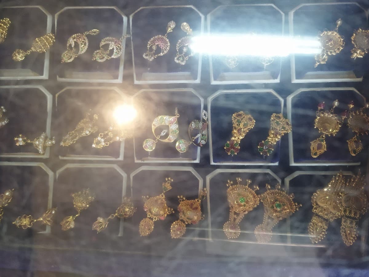 Hari Jewellers — photo by Madhava Rao S