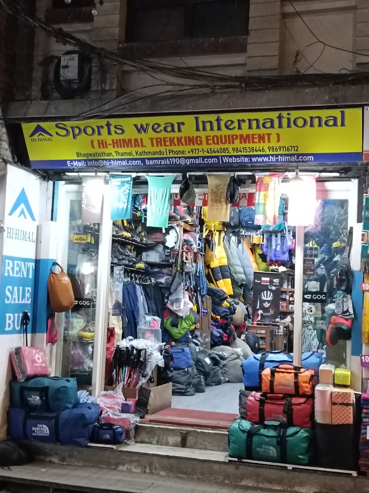 HI-HIMAL / Sports Wear International