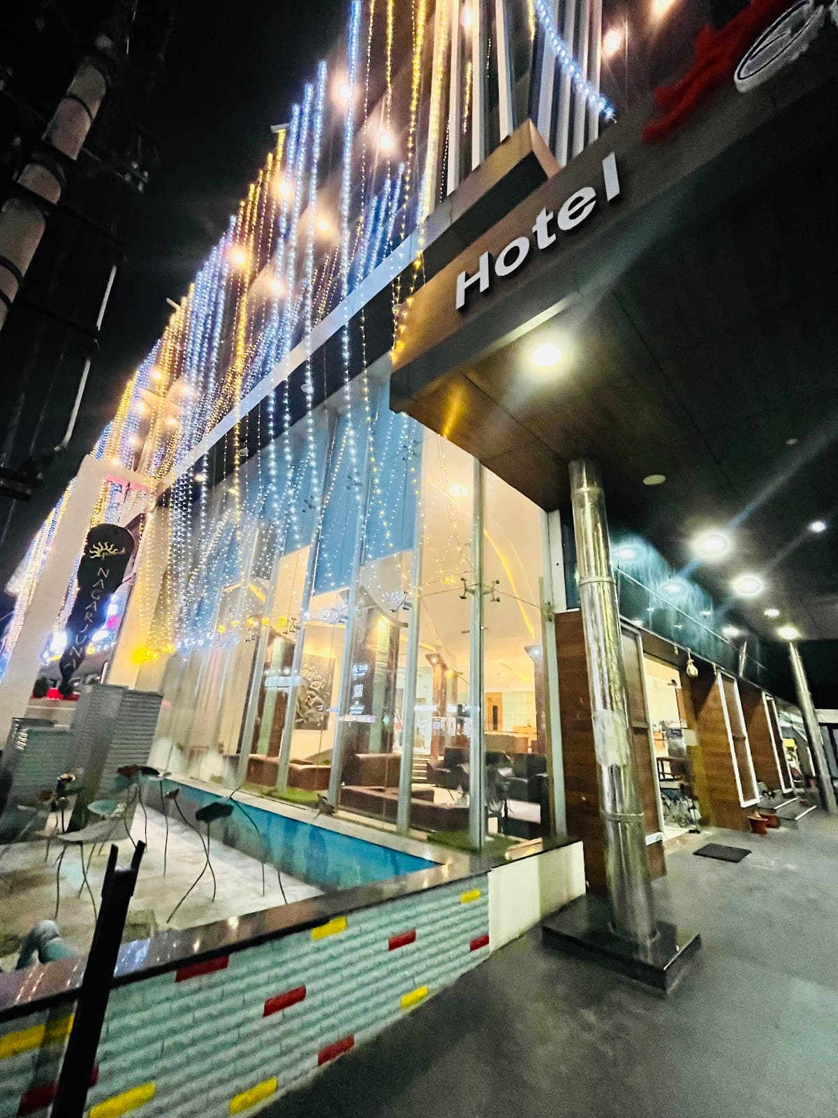 Hotel Nagarjuna Grand — photo by saripuri somasundar