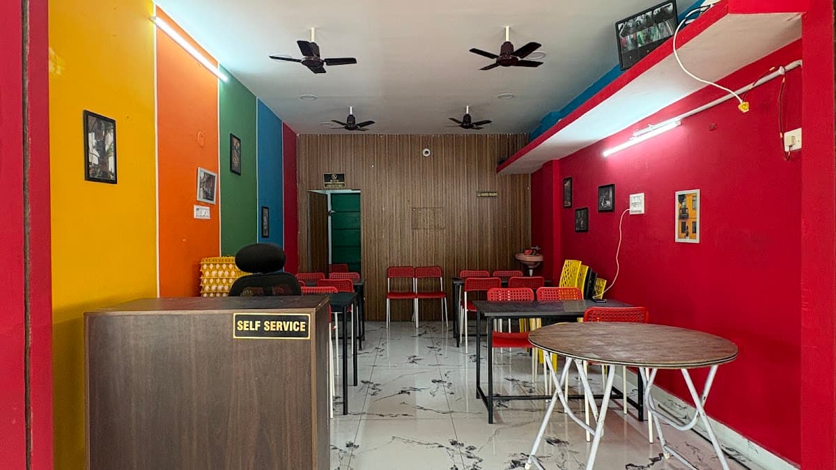 KARTHIKEYA FAST FOOD — photo by easub khan
