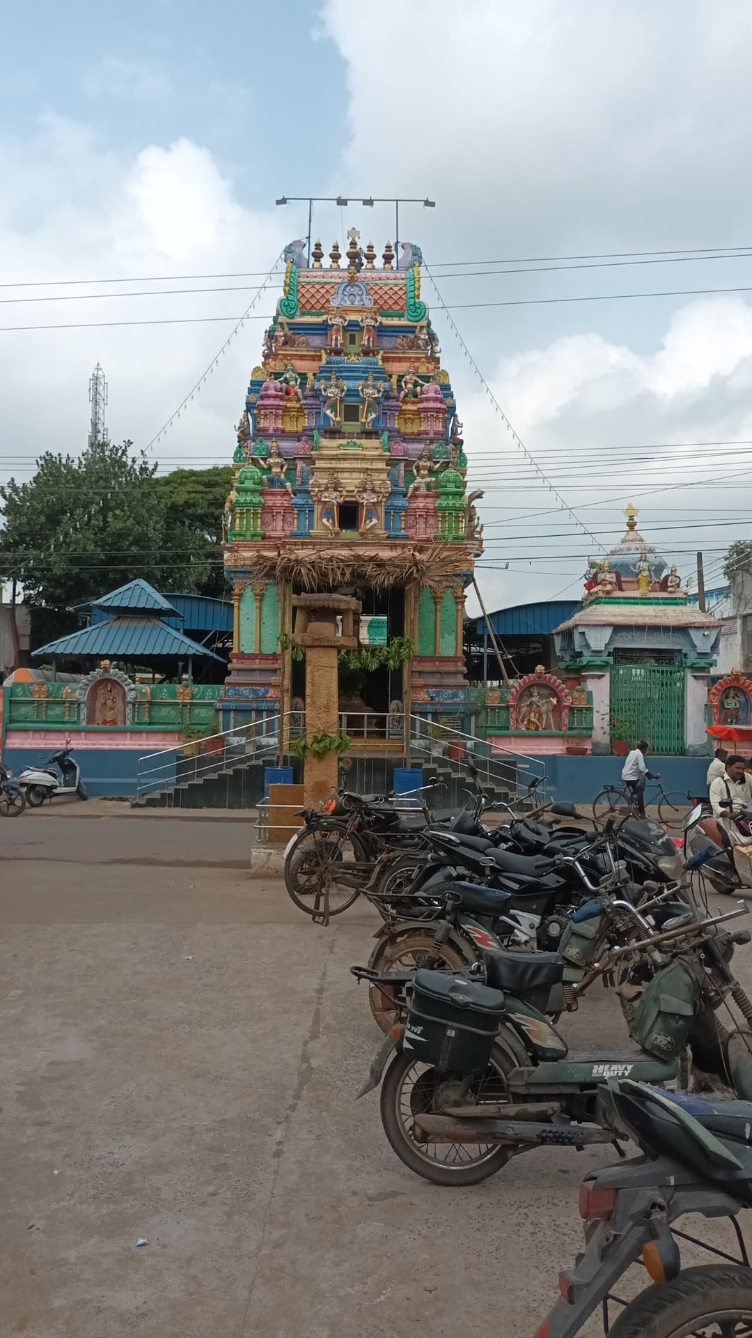 Kollipara tea palace — photo by R Venkata Rao