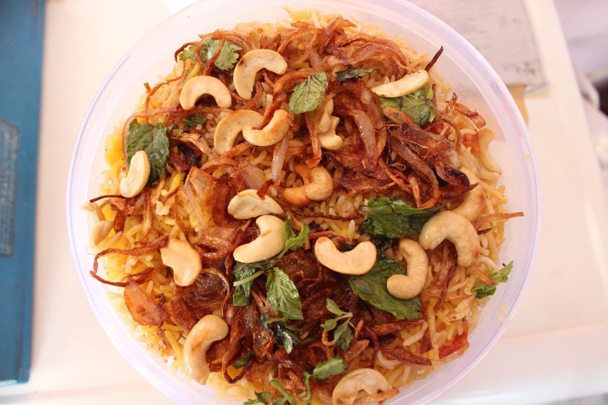 Komalis Kitchen Mangalagiri ( Pre Order Home Made Food ) — photo by Mahesh B