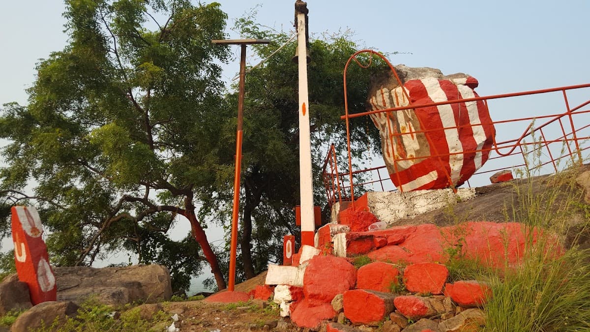 Lakshmi Narasimhaswamy (Singariah Swamy) Temple, Perecherla — photo by M Rama Gopal Mukkamala