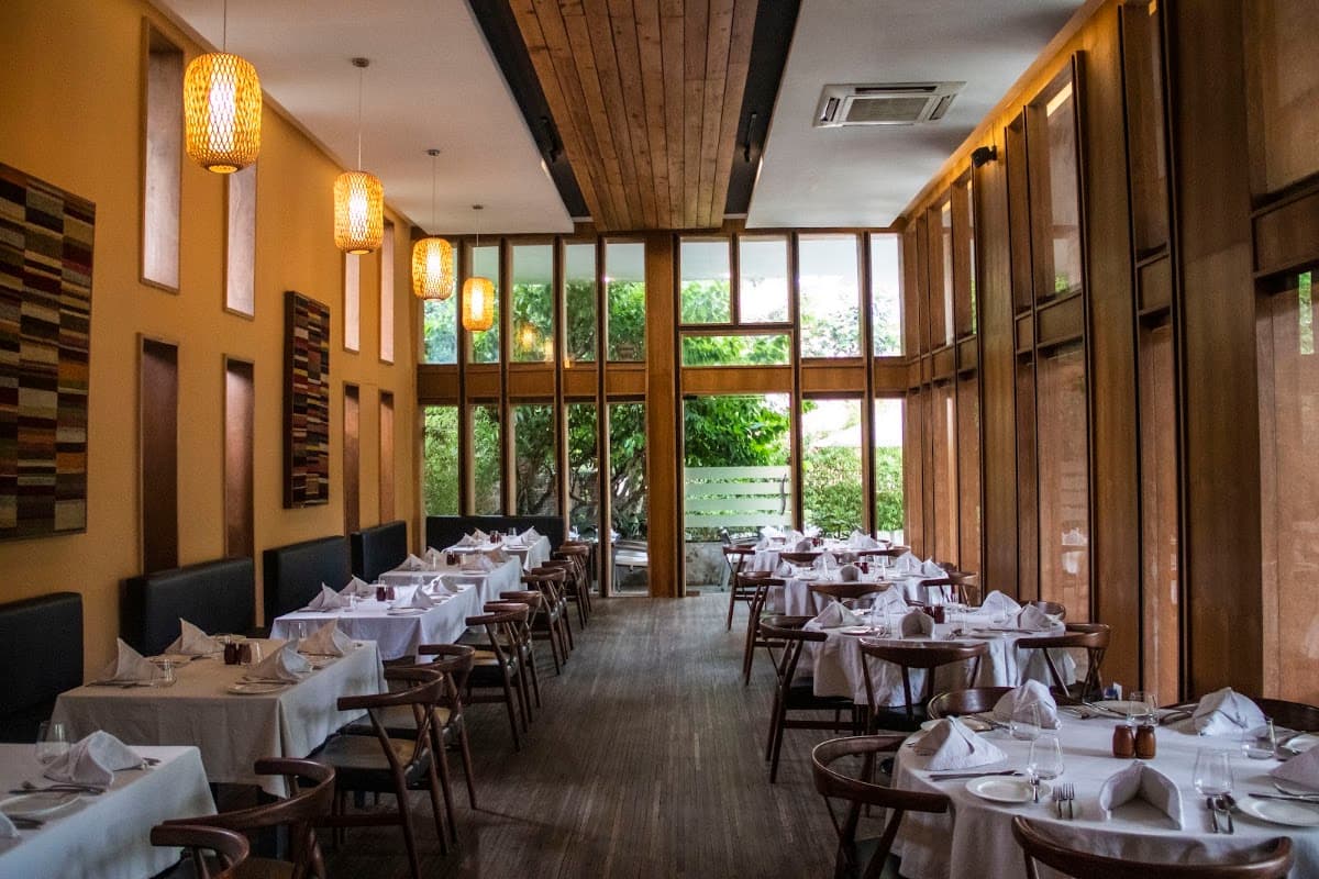 Le Sherpa Restaurant — photo by Le Sherpa Restaurant