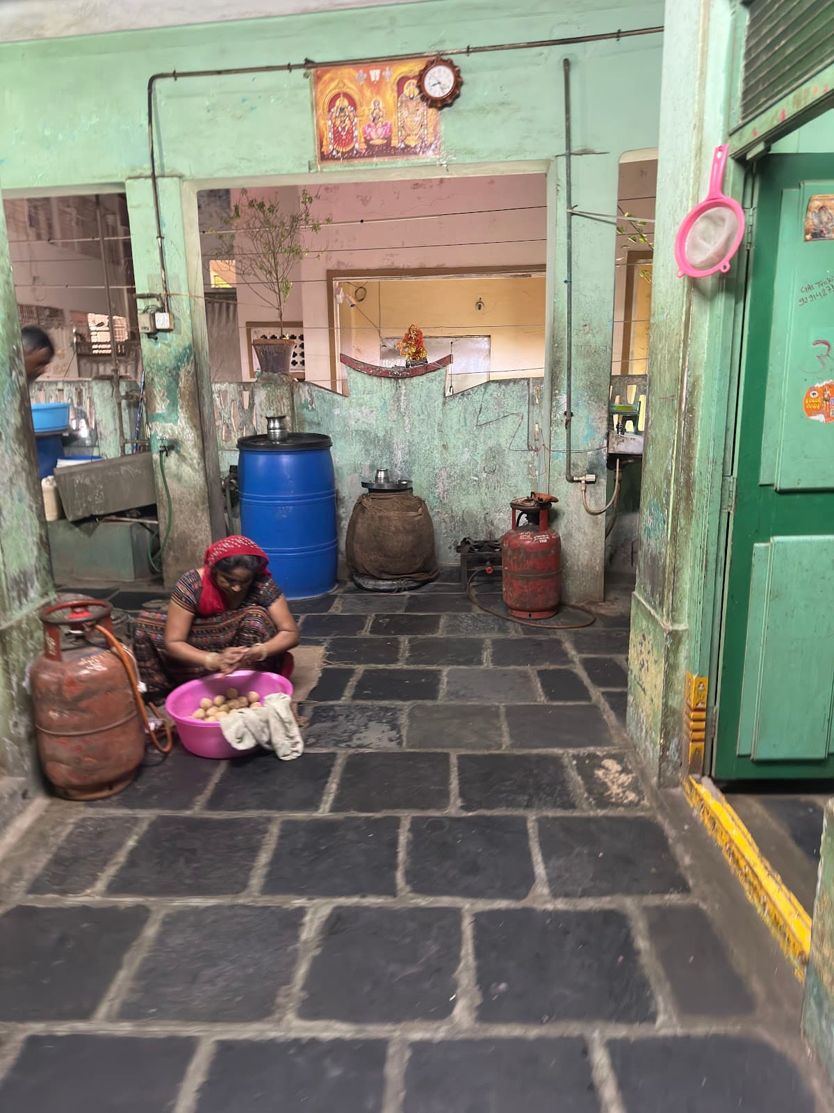 Maha Laxmi Bhojanalay — photo by Mahesh Kakaraparthy