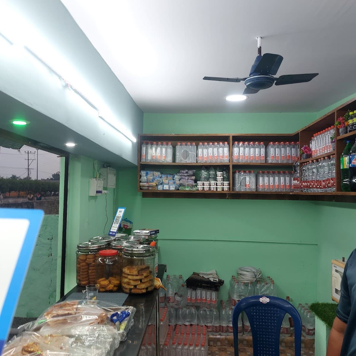MB TASTEA HOUSE — photo by lovely boy