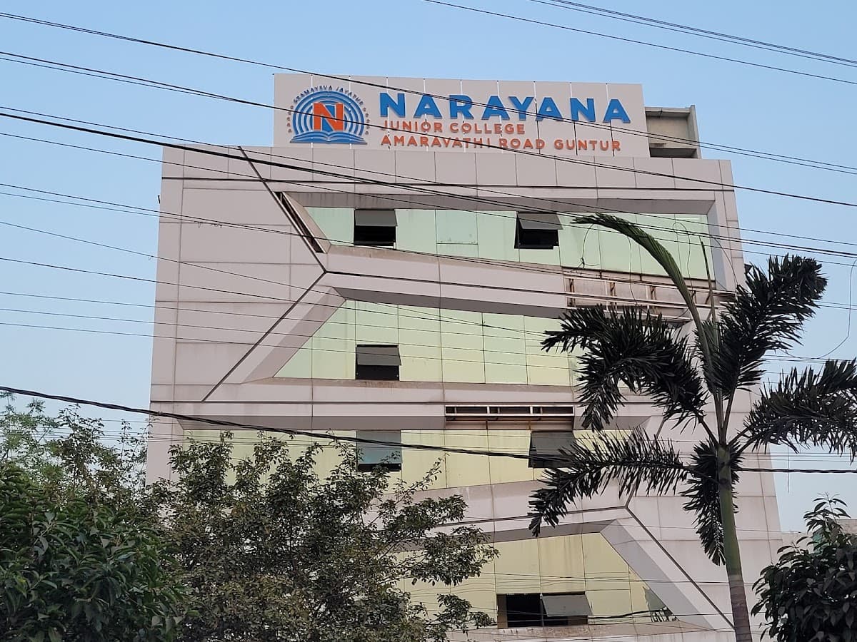 NARAYANA JUNIOR COLLEGE-AMARAVATI BHAVAN — photo by Gemini Productions