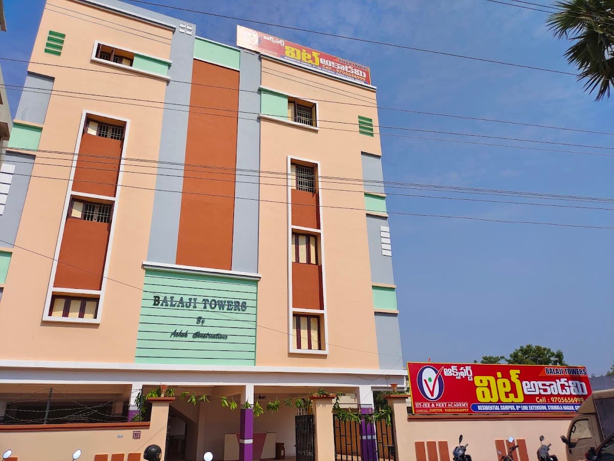 OXFORD VIT IIT-JEE MEDICAL ACADEMY. BALAJI TOWER,GUNTUR. — photo by Sudheer babu