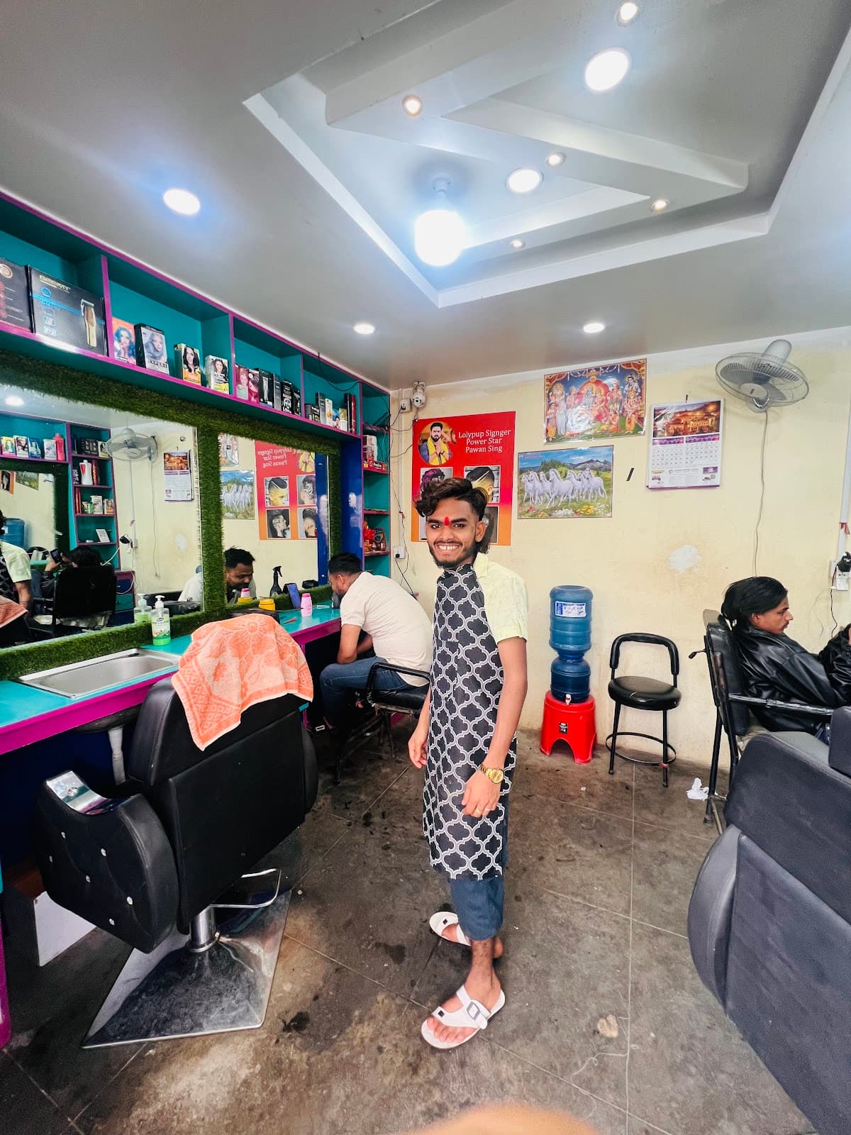 Pashupati Hairdresser — photo by Kamal Khanal