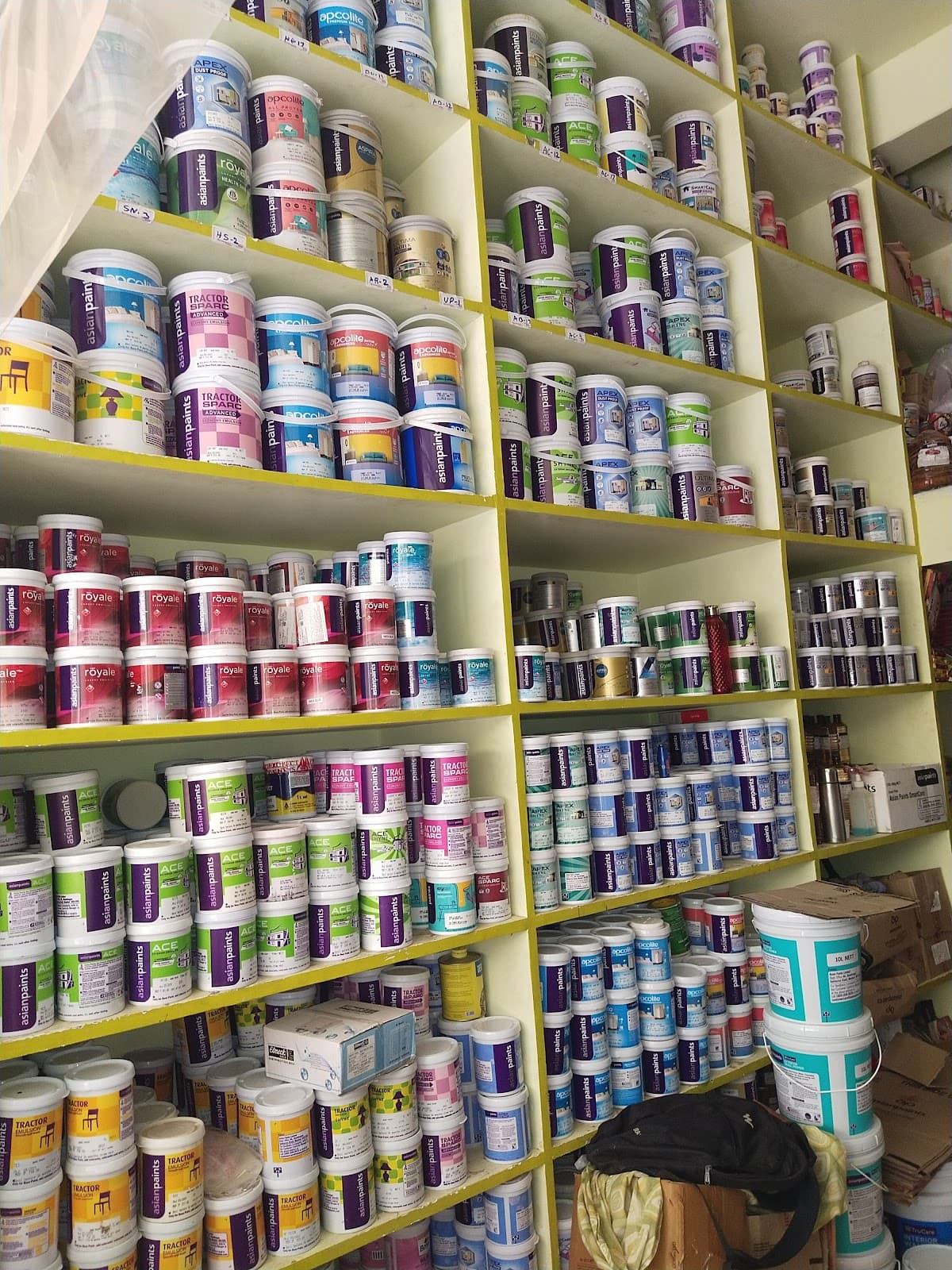 Prabhu Paints — photo by Vamsi Sunkarivamsi