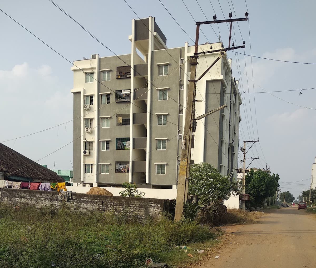 Prestige apartments — photo by RaviSaiTeja Lingala