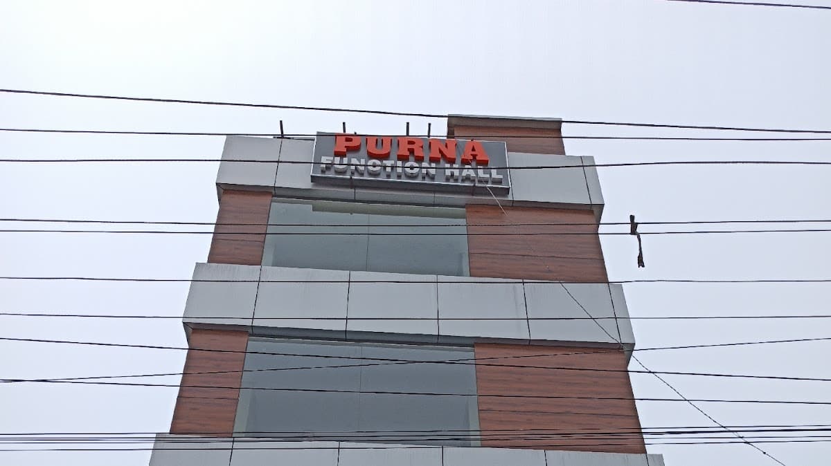 Purna palace — photo by Purna palace