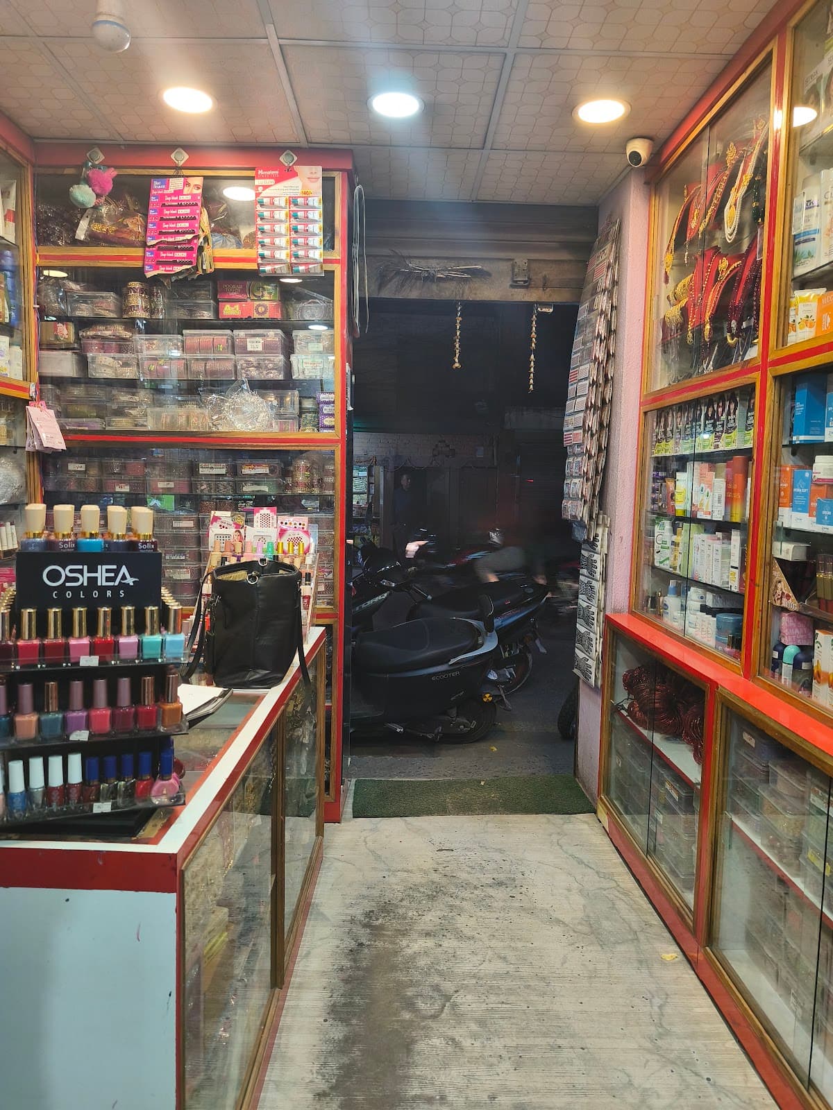 Rajani Beauty Parlour & Cosmetics — photo by Rajani Beauty Parlour & Cosmetics