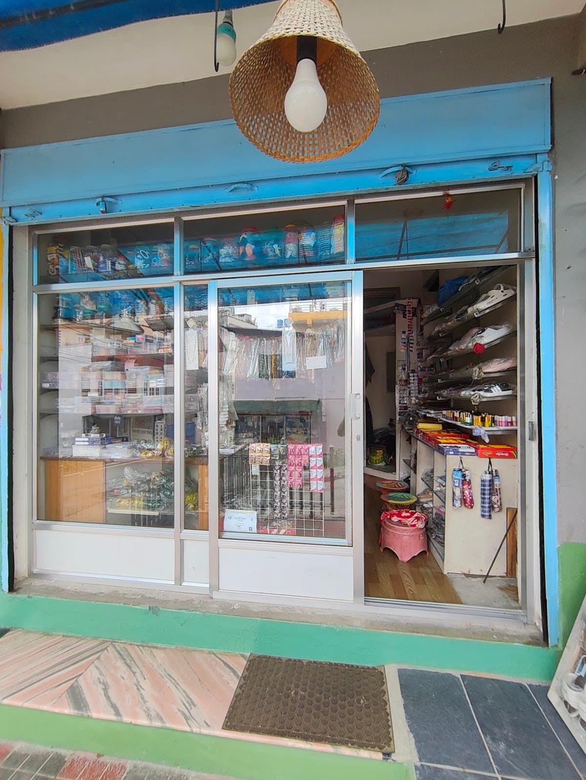 RC COSMETICS & SLIPPERS STORE — photo by RC COSMETICS & SLIPPERS STORE