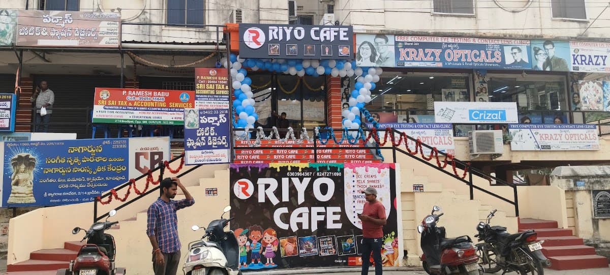 RIYO CAFE — photo by RIYO CAFE