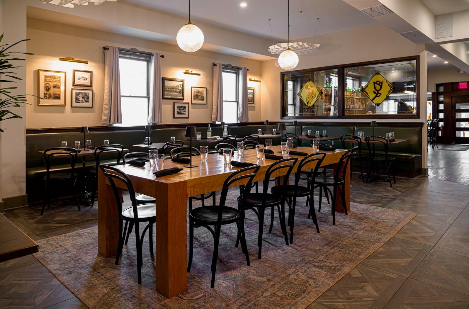 Roseland's Atlas Restaurant | Restaurant | Buffalo