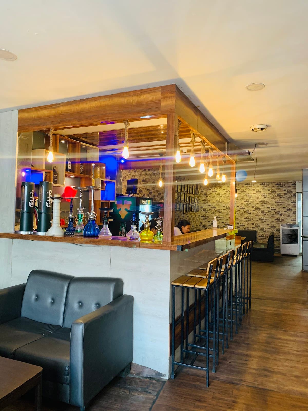 Shishaz House And Bar — photo by Sushan Shrestha