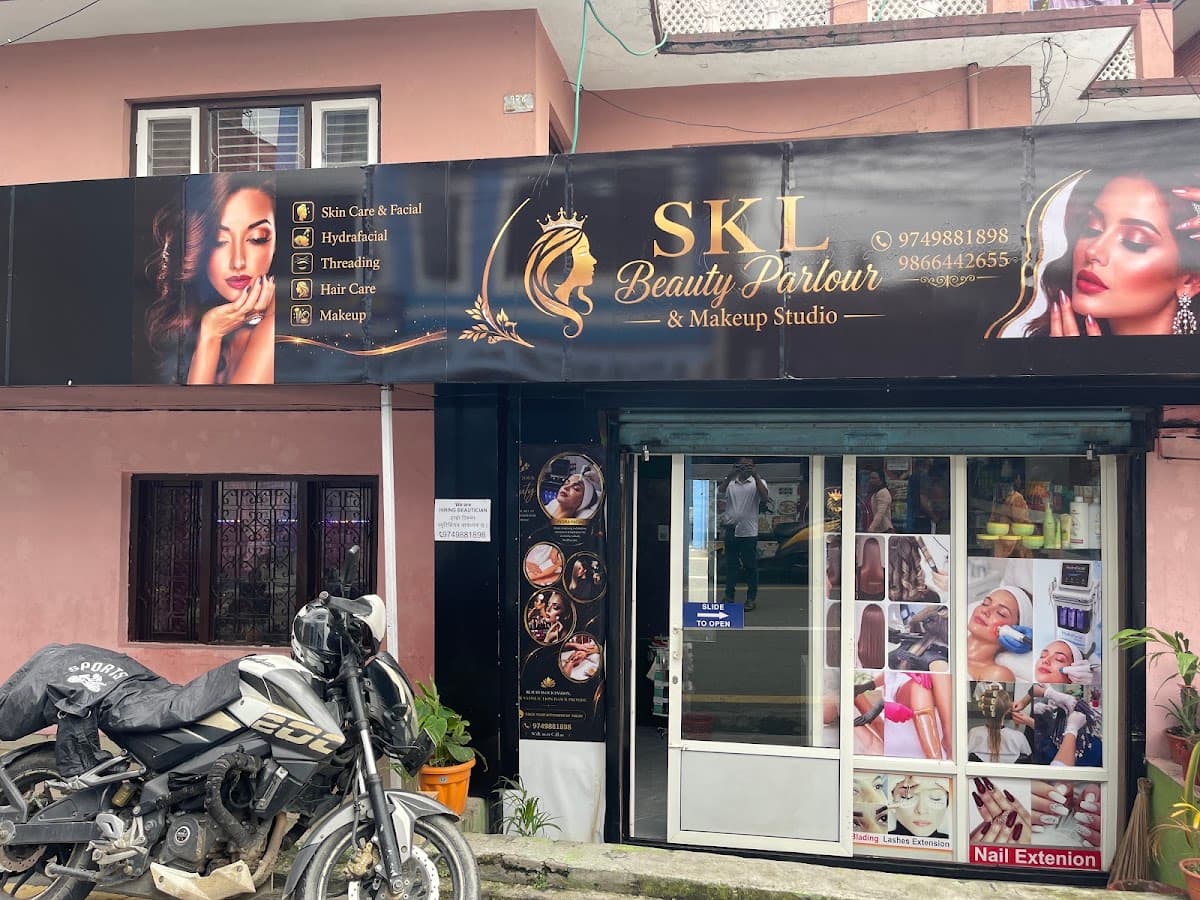 SKL Beauty Parlour & Makeup Studio — photo by SKL Beauty Parlour & Makeup Studio