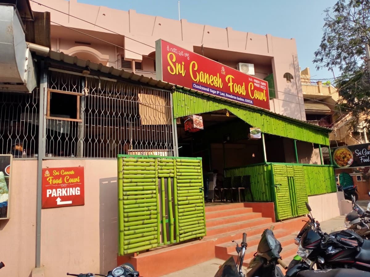 Sri Ganesh Food court — photo by Sandeep Reddy