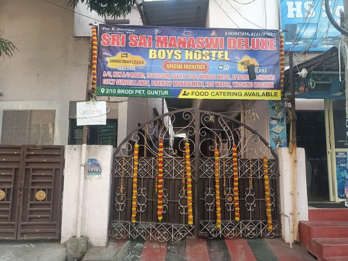 Sri Sai Manaswi Boys Deluxe Hostel — photo by Sri Sai Manaswi Boys Deluxe Hostel