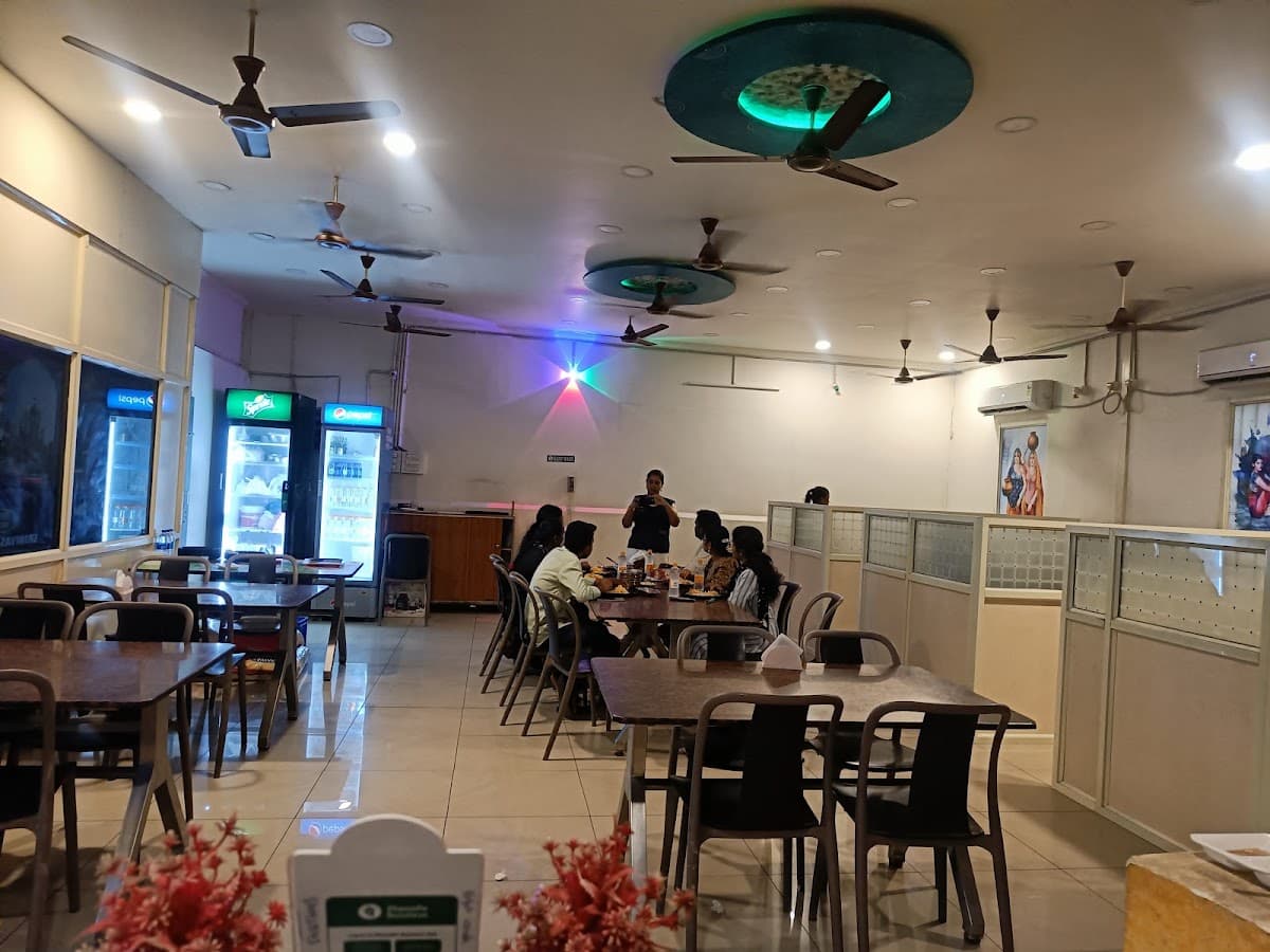 Srinivasa Biryanis — photo by venky yemineni