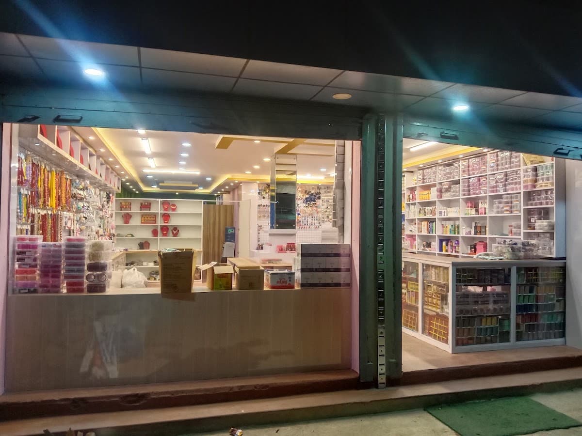 Sunita beauty trades — photo by Sunita beauty trades