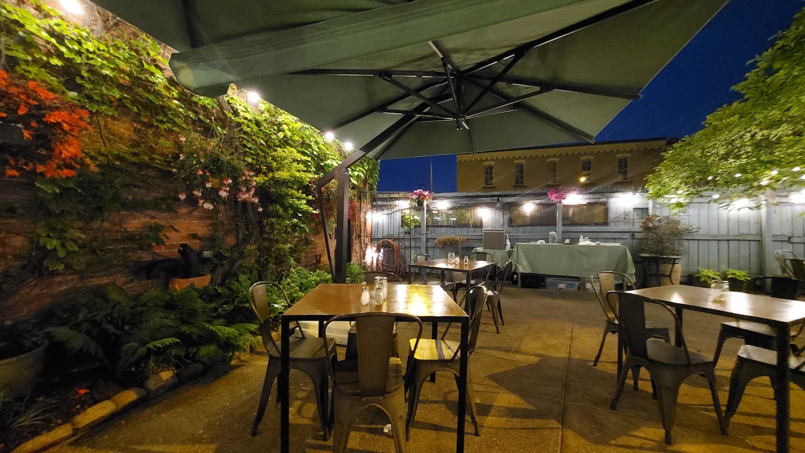 The Left Bank | Restaurant | Buffalo