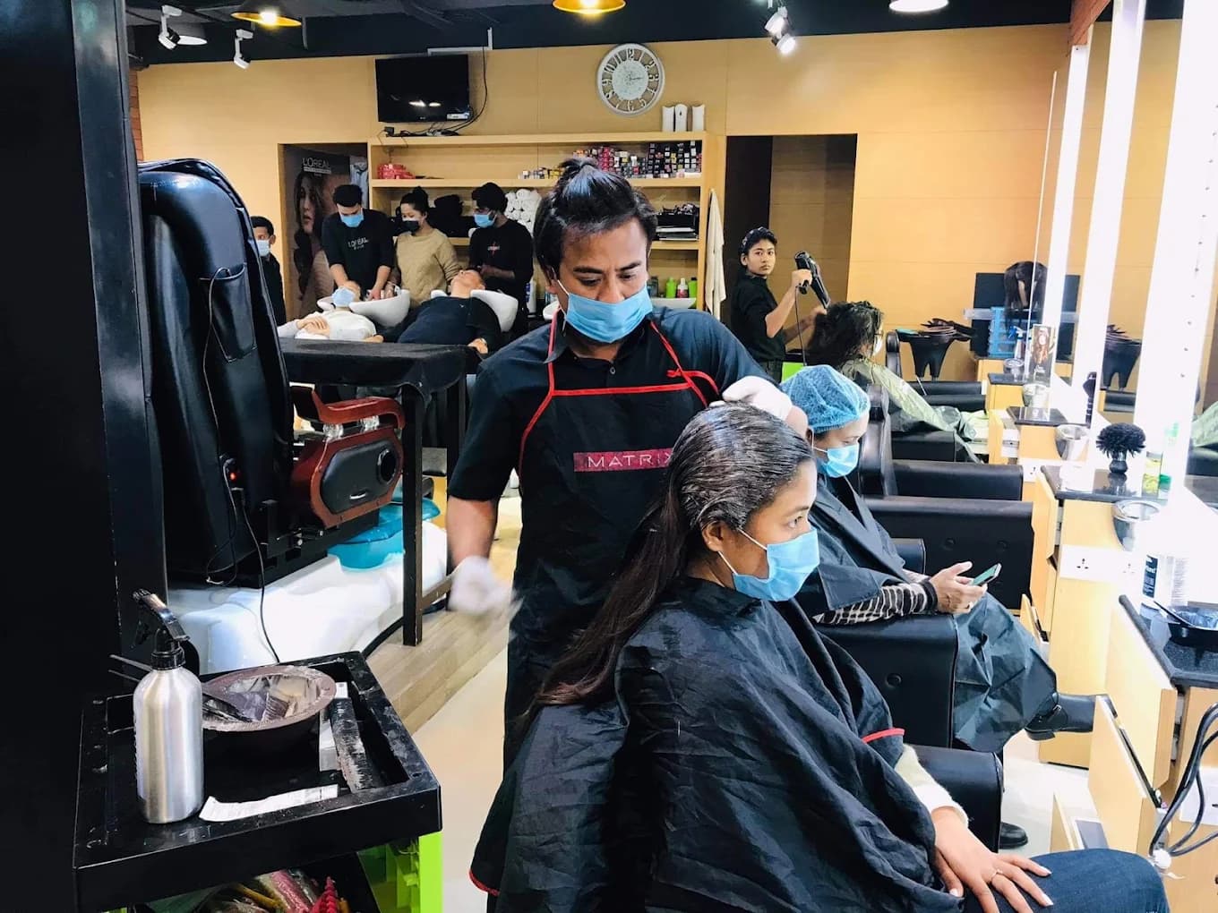 Hair n Shanti Unisex Salon Chhaya Center