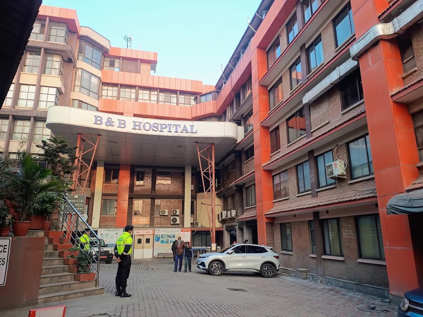 B&B Hospital, Gwarko (Baidya & Banskota)