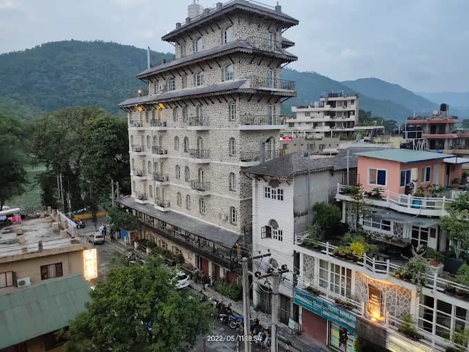 Hotel Raniban Arcade