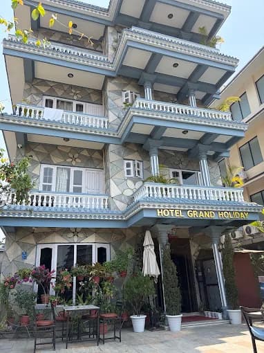 Hotel Grand Holiday