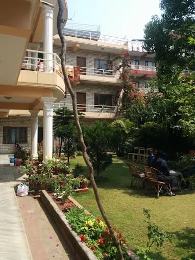 Hotel Lotus Inn