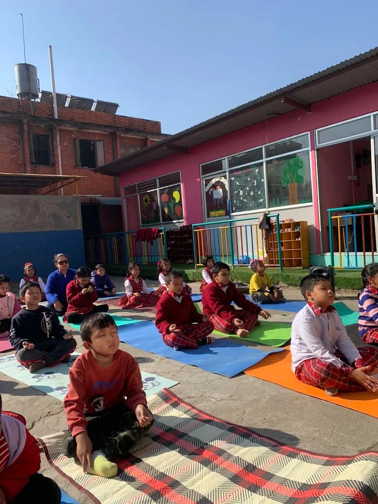 Montessori Kid's World School