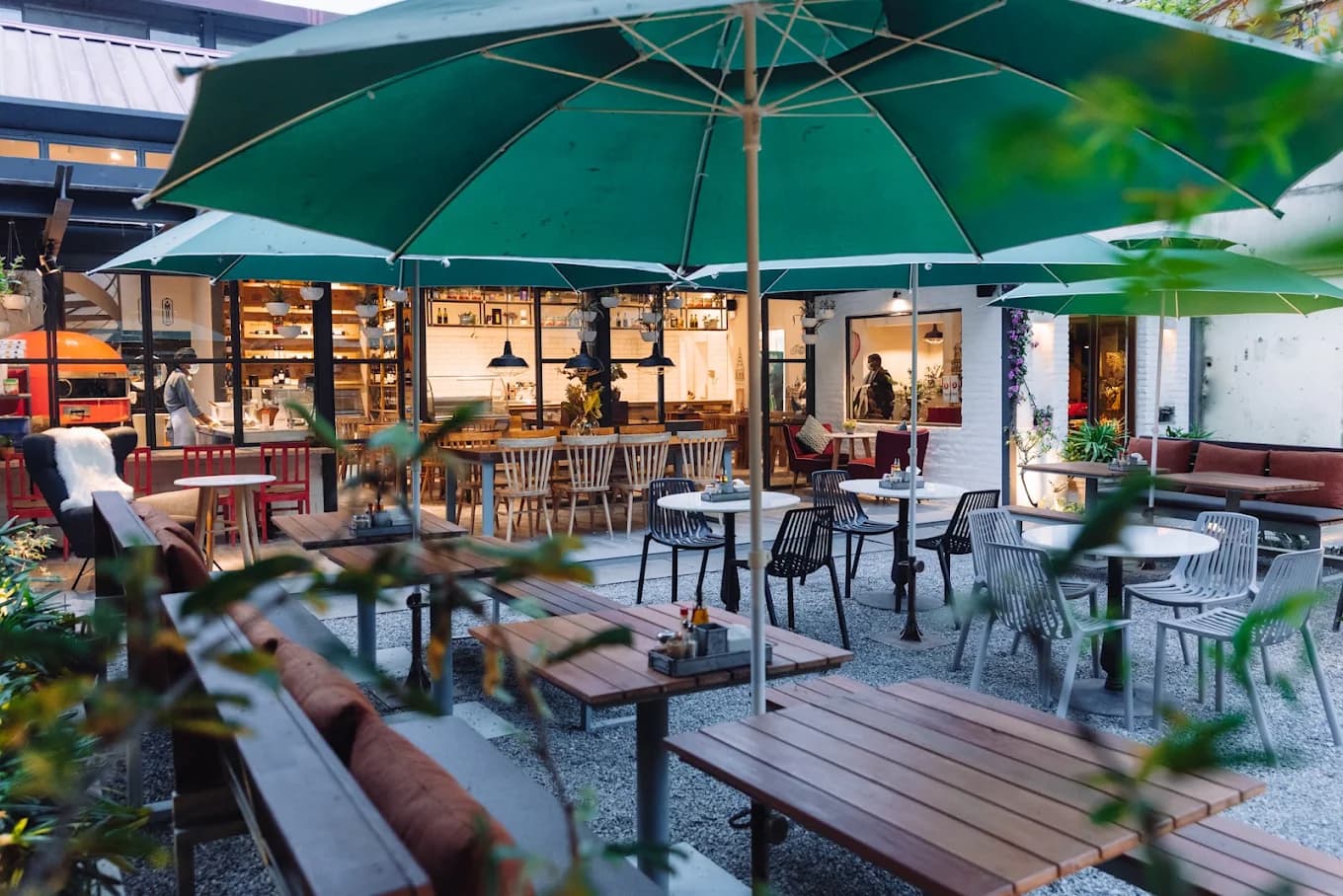 Roadhouse Cafe - Bhatbhateni