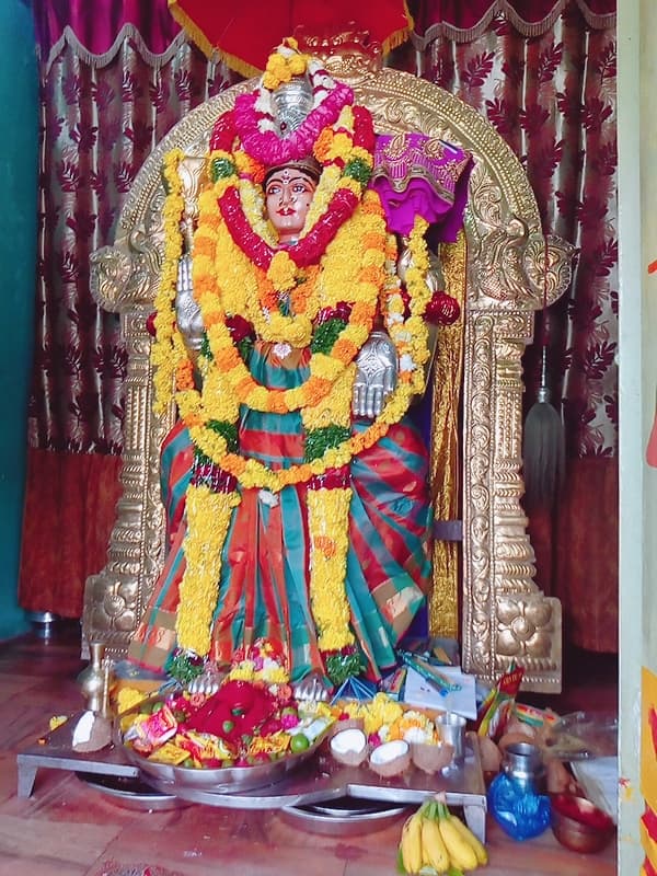 Varalakshmi Amma Vari Devasthanam — photo by Ameer Basha
