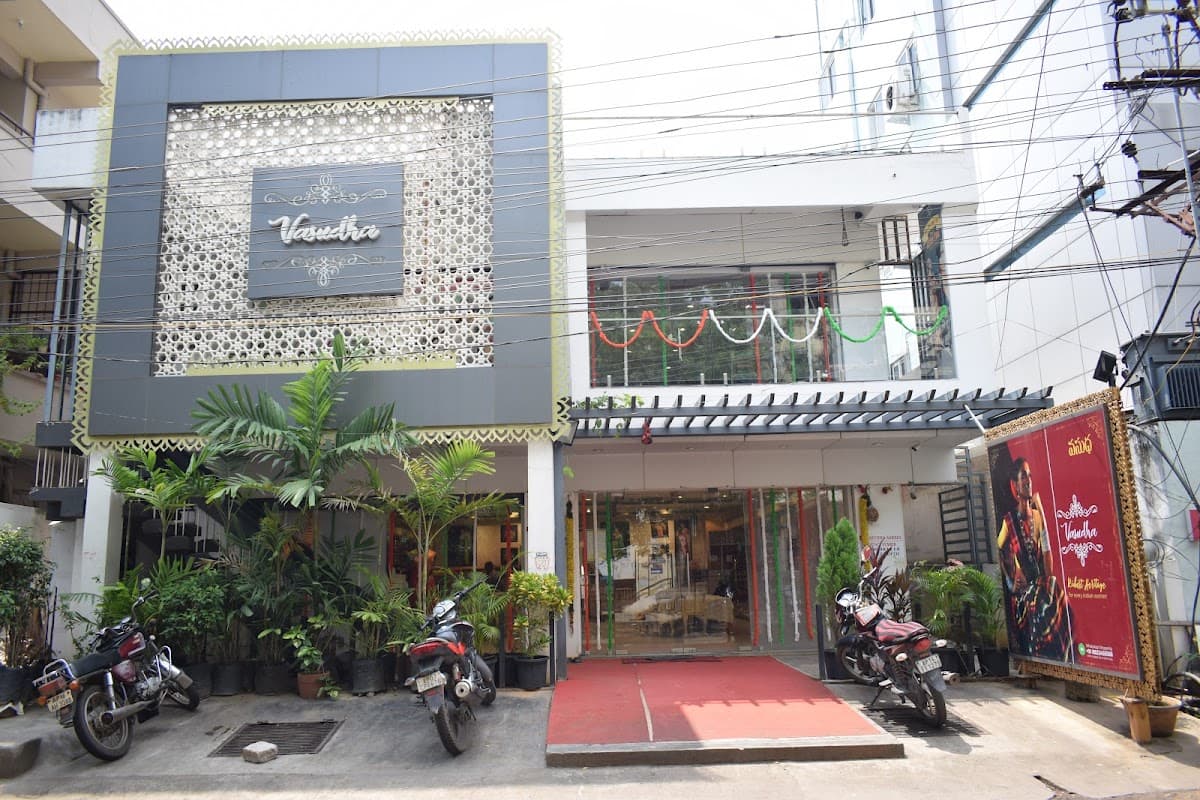 Vasudha bridal studio — photo by EchoBooom Solutions