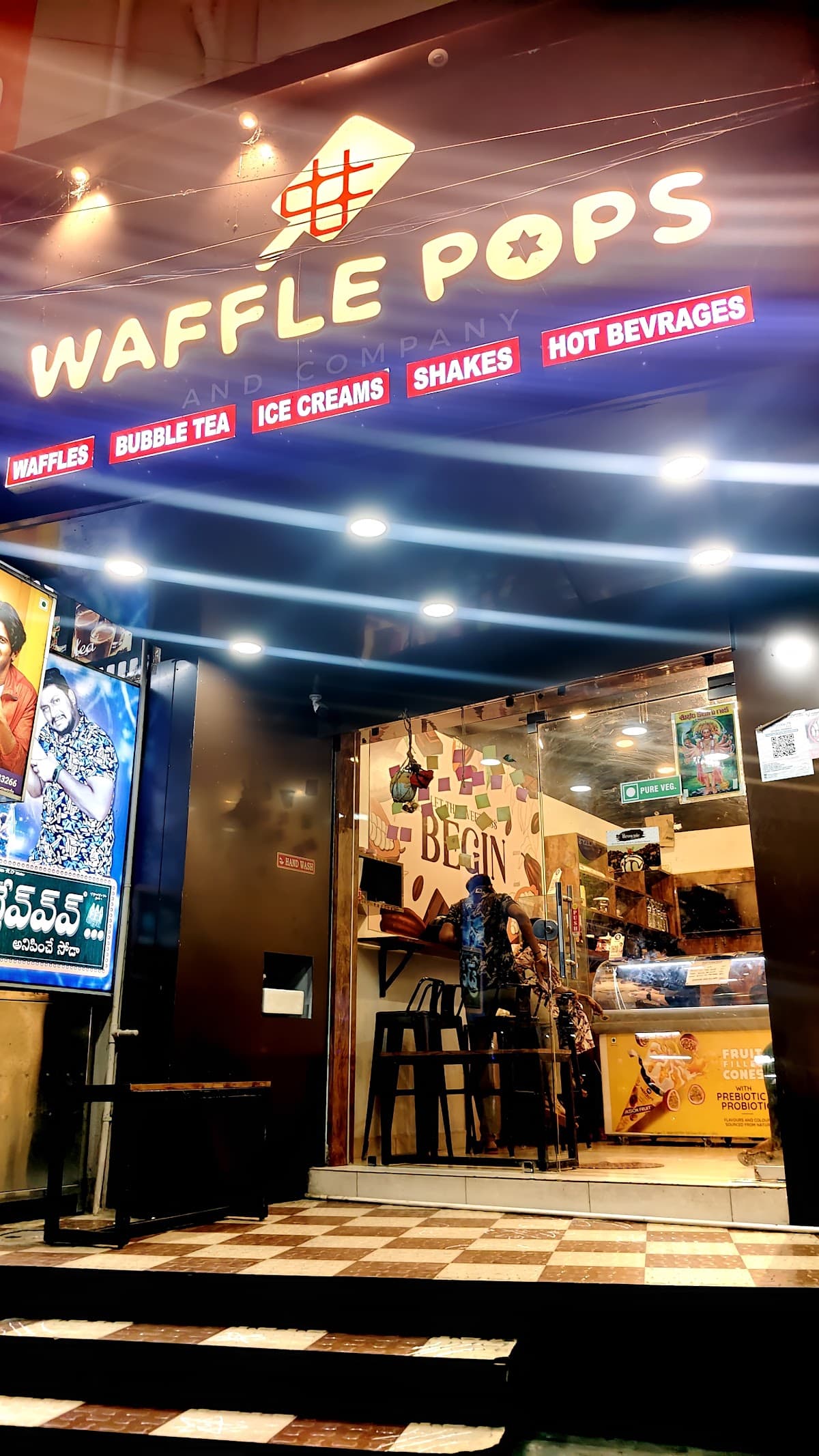 WAFFLE POP's — photo by Spider
