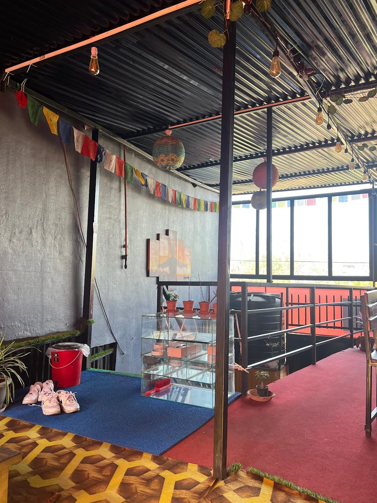 Yatra cafe and restaurant — photo by Prabinsh Gautam