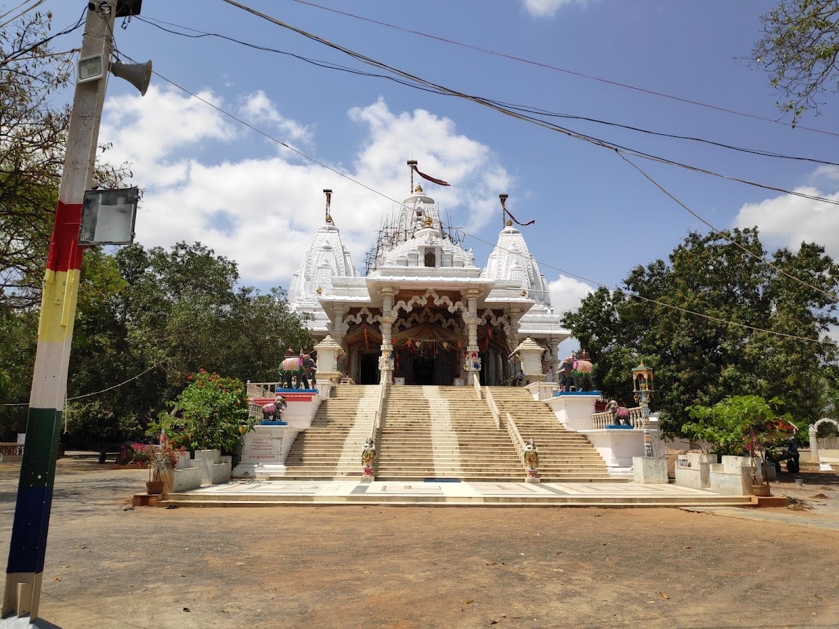 108 PARASWANATH SWASTIK JAIN TEERTH — photo by V Rakesh Kumar reddy