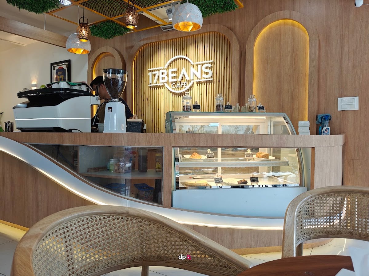 17 Beans Cafe — photo by Dinesh P. S. Poudyalaya