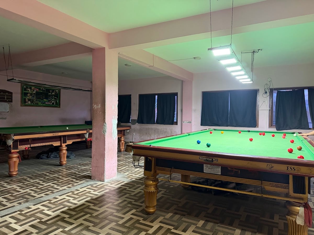 A Minute Snooker & Sports Bar — photo by Amrit