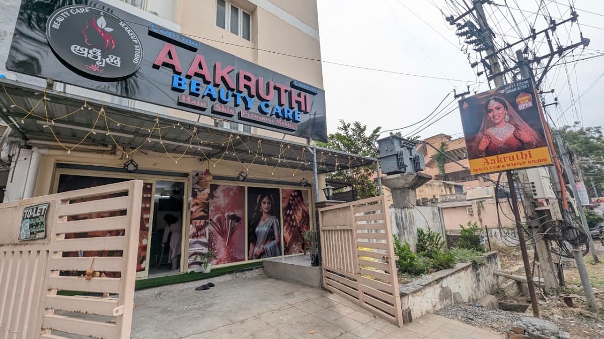 Aakruthi Beauty Care & Makeup Studio — photo by Tharun B