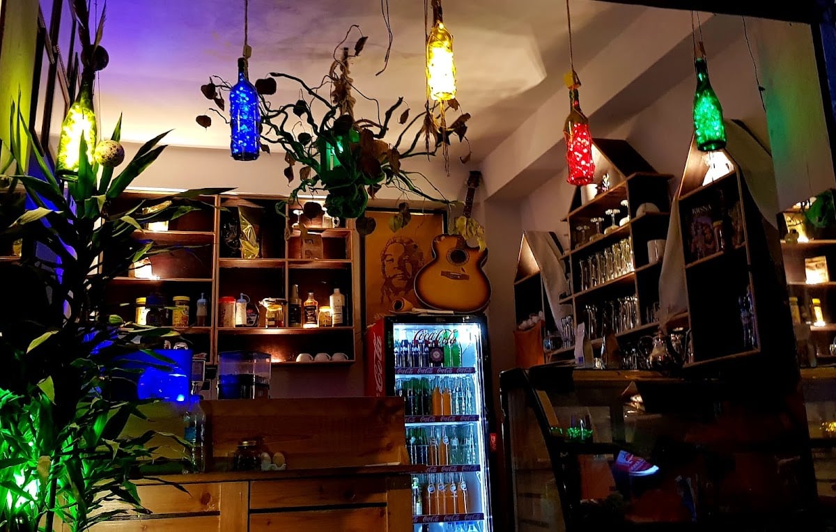 AJA Cafe — photo by Emilie Petracco