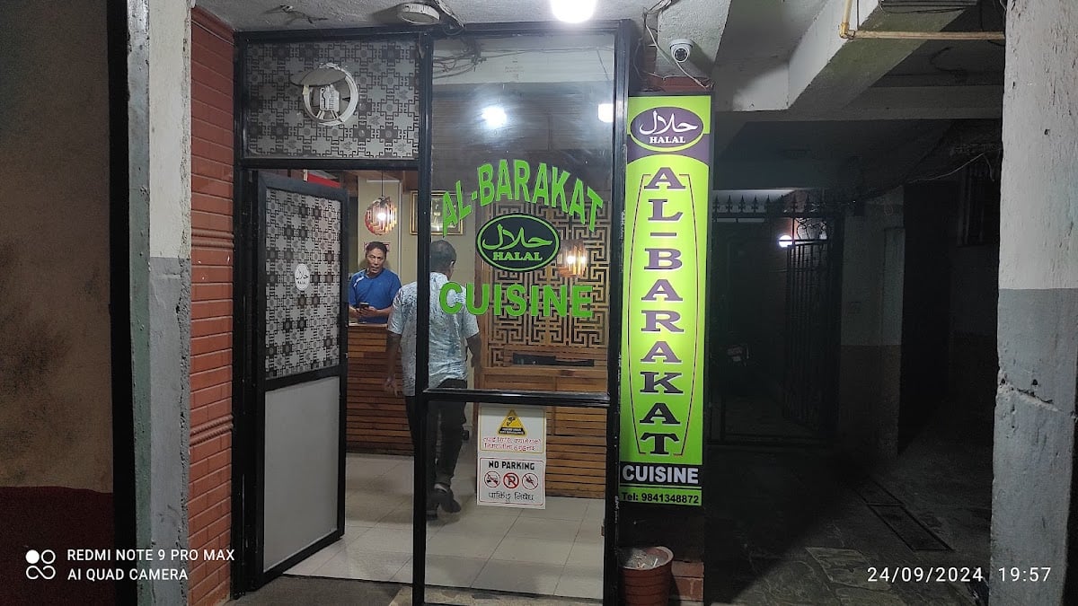 Al Barakat Halal Cuisine Restaurant — photo by Jobrul Alam Shumon
